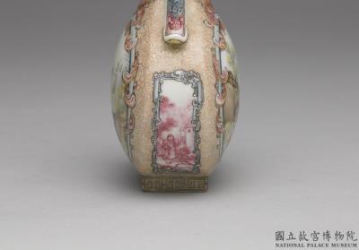 图片[2]-Gourd-shaped vase with European women and flowers in falangcai polychrome enamels, Qing dynasty, Qialong reign, 1736-1795-China Archive